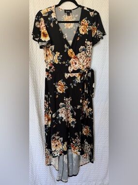 By & By Black Floral Faux Wrap Midi Dress Size L